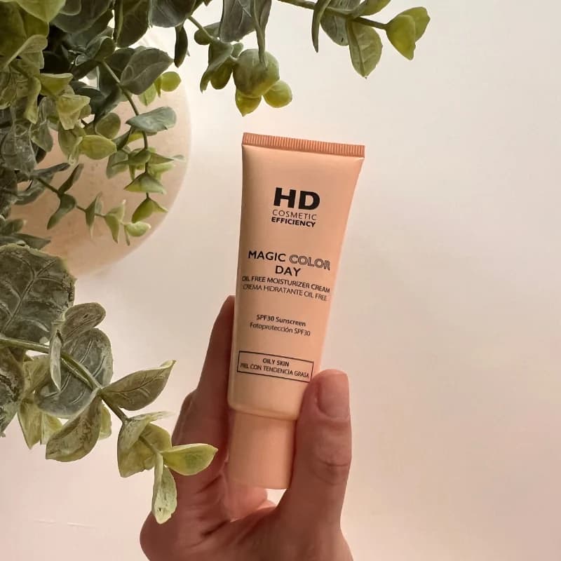 HD MAGIC COLOR DAY OIL FREE SPF30, 40 мл